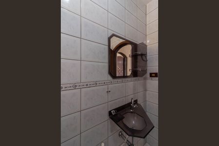 Casa à venda com 195m², 3 quartos e 3 vagasBanheiro 1