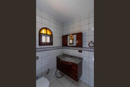 Casa à venda com 195m², 3 quartos e 3 vagasSuíte Banheiro