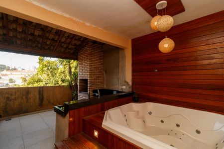 Casa à venda com 240m², 3 quartos e 5 vagasÁrea comum