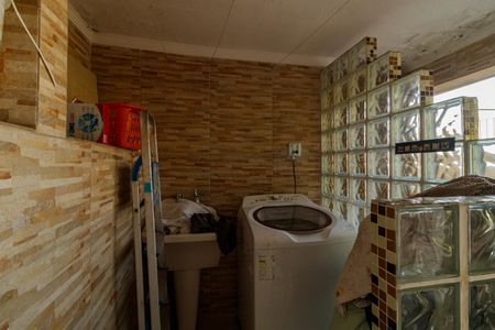 Casa à venda com 240m², 3 quartos e 5 vagasÁrea de Serviço