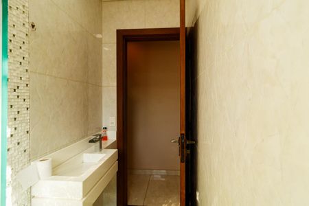 Casa à venda com 240m², 3 quartos e 5 vagasBanheiro Social