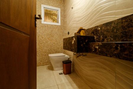 Casa à venda com 240m², 3 quartos e 5 vagasLavabo