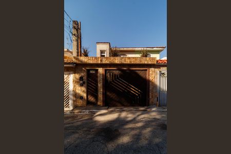 Casa à venda com 240m², 3 quartos e 5 vagasFachada