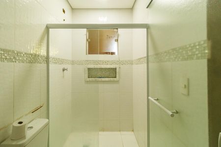 Casa à venda com 240m², 3 quartos e 5 vagasBanheiro de Serviço