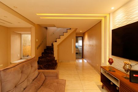 Casa à venda com 240m², 3 quartos e 5 vagasSala