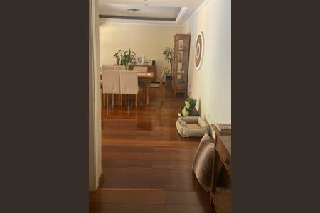 Casa à venda com 66m², 1 quarto e 4 vagas