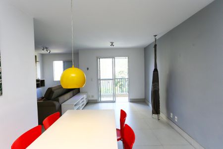 Apartamento à venda com 68m², 2 quartos e 1 vagaSala