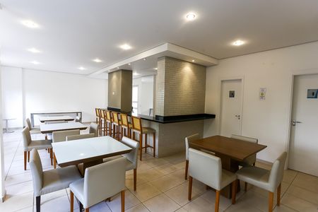 Apartamento à venda com 68m², 2 quartos e 1 vagaÁrea comum - Salão de festas
