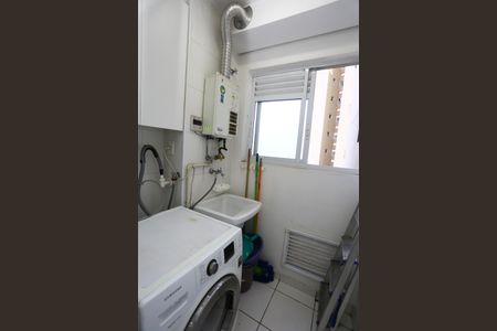 Apartamento à venda com 68m², 2 quartos e 1 vagaÁrea de Serviço