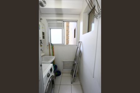 Apartamento à venda com 68m², 2 quartos e 1 vagaÁrea de Serviço