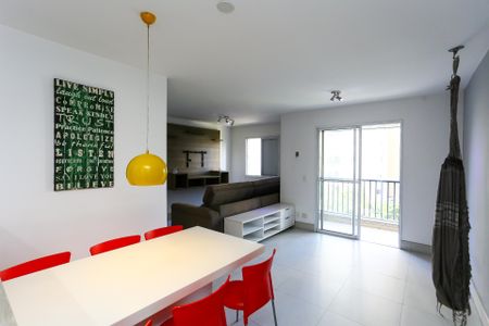 Apartamento à venda com 68m², 2 quartos e 1 vagaSala