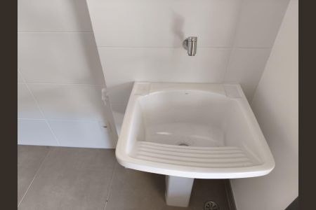 Apartamento à venda com 90m², 2 quartos e 1 vagaÁrea de Serviço