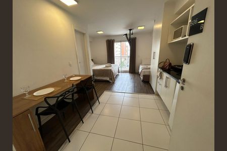 Apartamento à venda com 30m², 1 quarto e 1 vaga