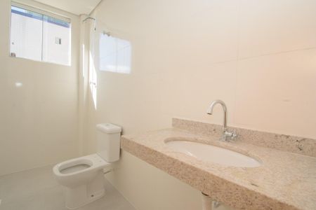 Apartamento à venda com 62m², 2 quartos e 2 vagas Apartamento à venda com 62m², 2 quartos e 2 vagasBanheiro da Suíte