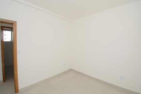 Apartamento à venda com 62m², 2 quartos e 2 vagas Apartamento à venda com 62m², 2 quartos e 2 vagasQuarto 1