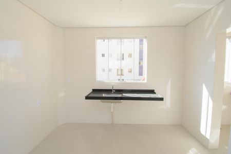 Apartamento à venda com 62m², 2 quartos e 2 vagas Apartamento à venda com 62m², 2 quartos e 2 vagasCozinha