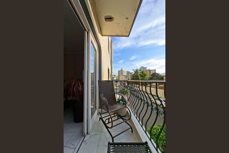 Apartamento para alugar com 127m², 3 quartos e 2 vagas Apartamento para alugar com 127m², 3 quartos e 2 vagasSacada Sala