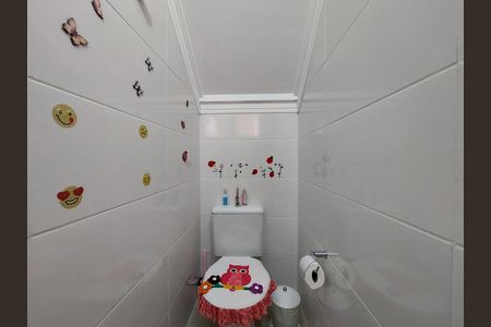 Casa à venda com 95m², 2 quartos e 2 vagas Casa à venda com 95m², 2 quartos e 2 vagasLavabo