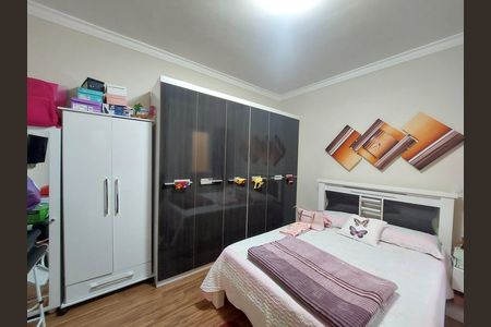 Casa à venda com 95m², 2 quartos e 2 vagas Casa à venda com 95m², 2 quartos e 2 vagasSuíte 2