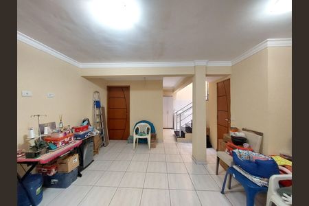 Casa à venda com 95m², 2 quartos e 2 vagas Casa à venda com 95m², 2 quartos e 2 vagasÁrea comum - Salão de festas