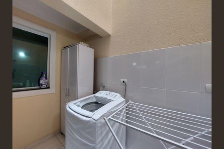 Casa à venda com 95m², 2 quartos e 2 vagas Casa à venda com 95m², 2 quartos e 2 vagasÁrea de Serviço
