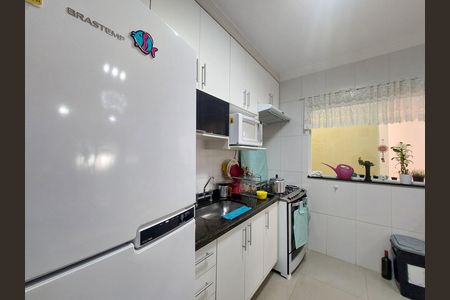 Casa à venda com 95m², 2 quartos e 2 vagas Casa à venda com 95m², 2 quartos e 2 vagasCozinha