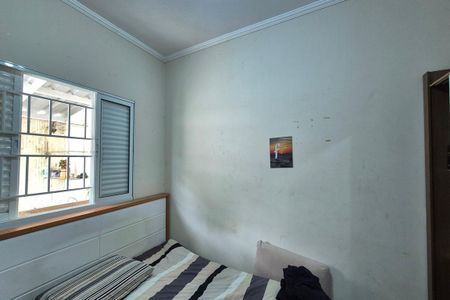 Casa à venda com 180m², 4 quartos e 2 vagas Casa à venda com 180m², 4 quartos e 2 vagasQuarto casa 2