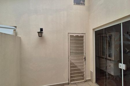 Vista do Quarto 1  de casa à venda com 4 quartos, 180m² em Jardim Nova Europa, Campinas