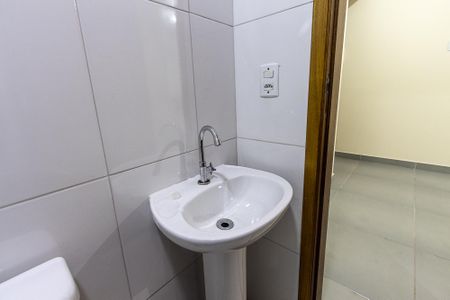 Apartamento para alugar com 34m², 2 quartos e sem vagaBanheiro