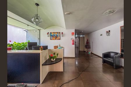 Apartamento à venda com 115m², 3 quartos e 1 vaga Apartamento à venda com 115m², 3 quartos e 1 vagaHall social