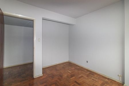 Apartamento à venda com 115m², 3 quartos e 1 vagaQuarto 2