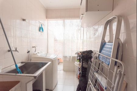 Casa à venda com 165m², 4 quartos e 3 vagasÁrea de Serviço