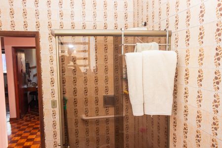 Casa para alugar com 336m², 3 quartos e 8 vagasBanheiro