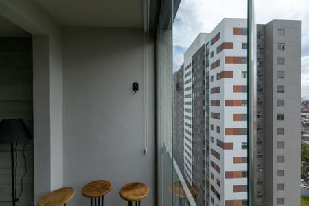 Apartamento à venda com 60m², 2 quartos e 1 vagaVaranda