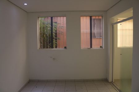 Casa à venda com 56m², 1 quarto e sem vagaQuarto 