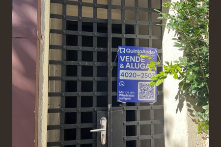 Casa à venda com 56m², 1 quarto e sem vagaFachada com instalação de plaquinha