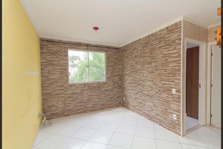 Sala de apartamento para alugar com 2 quartos, 39m² em Colônia (zona Leste), São Paulo