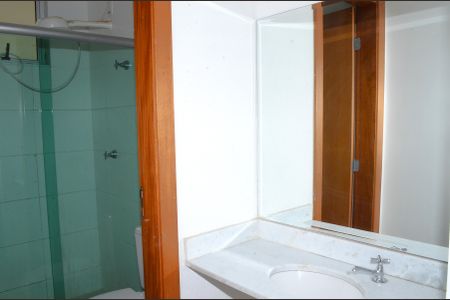 Apartamento à venda com 70m², 2 quartos e 2 vagasBanheiro Social