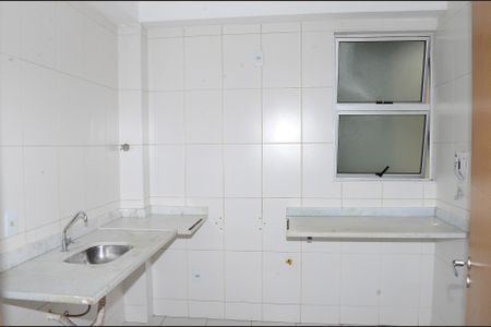 Apartamento à venda com 70m², 2 quartos e 2 vagasCozinha