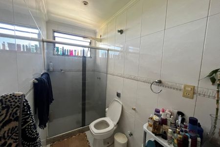 Apartamento à venda com 180m², 3 quartos e 2 vagasBanheiro 2