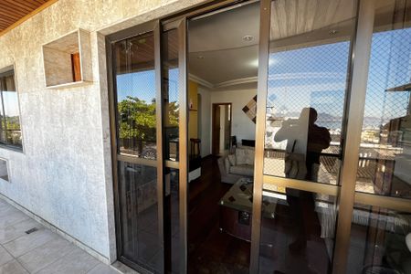 Apartamento à venda com 180m², 3 quartos e 2 vagasVaranda da Sala