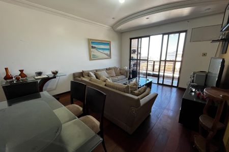 Apartamento à venda com 180m², 3 quartos e 2 vagasSala