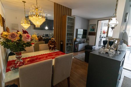 Apartamento para alugar com 67m², 2 quartos e 1 vaga Apartamento para alugar com 67m², 2 quartos e 1 vagaSala de Jantar