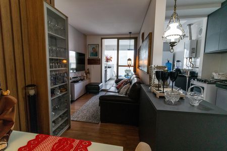 Apartamento para alugar com 67m², 2 quartos e 1 vaga Apartamento para alugar com 67m², 2 quartos e 1 vagaSala
