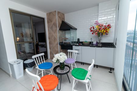 Apartamento para alugar com 67m², 2 quartos e 1 vaga Apartamento para alugar com 67m², 2 quartos e 1 vagaVaranda da Sala