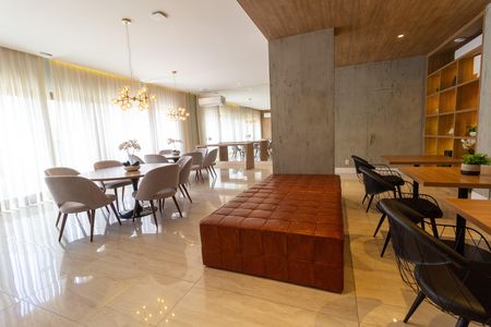 Apartamento para alugar com 67m², 2 quartos e 1 vaga Apartamento para alugar com 67m², 2 quartos e 1 vagaÁrea comum - Salão de festas