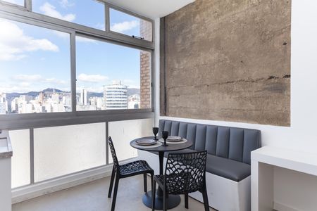 Studio para alugar com 39m², 1 quarto e sem vaga Studio para alugar com 39m², 1 quarto e sem vagaStudio