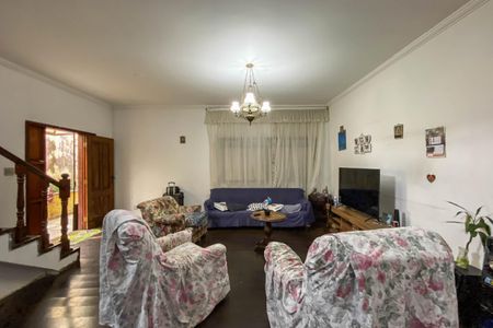 Casa à venda com 350m², 3 quartos e 4 vagasSala