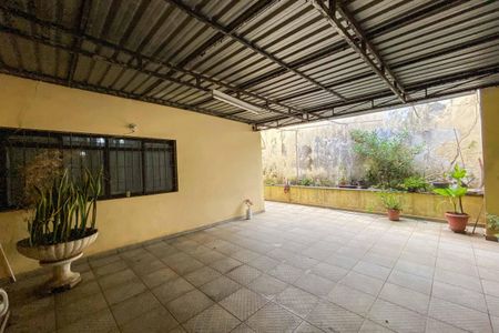 Casa à venda com 350m², 3 quartos e 4 vagasÁrea comum