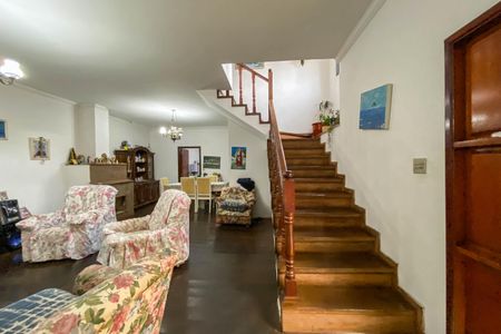 Casa à venda com 350m², 3 quartos e 4 vagasSala